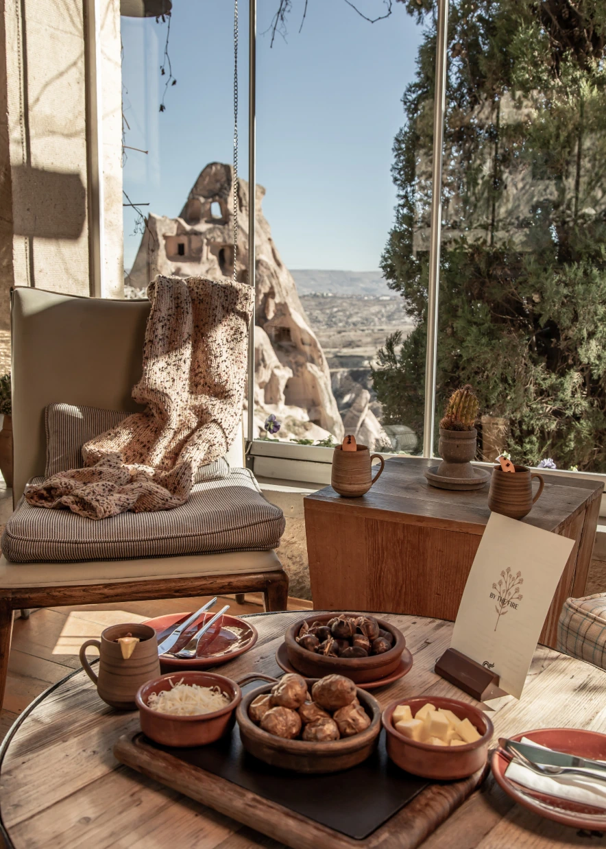 Cosy seating and drinks at Seki Lounge, Argos in Cappadocia