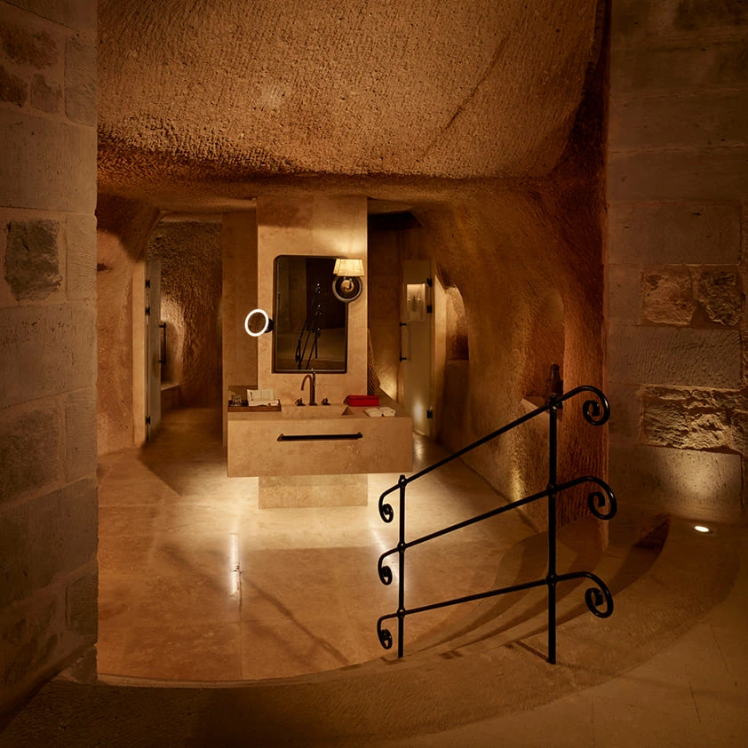 Jacuzzi Suite cave bathroom at Argos in Cappadocia