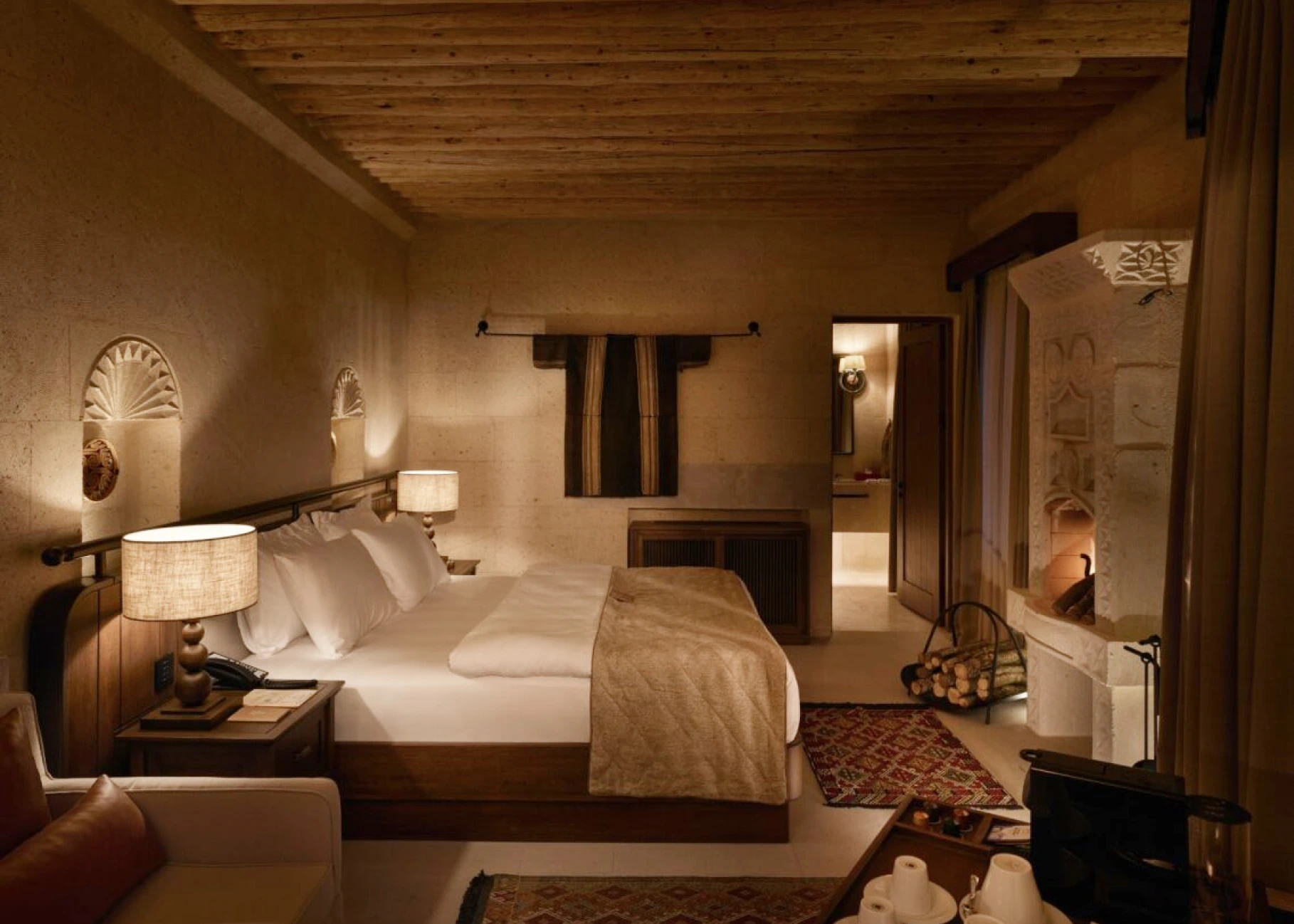 Elegant stone-walled interior in an Argos in Cappadocia room